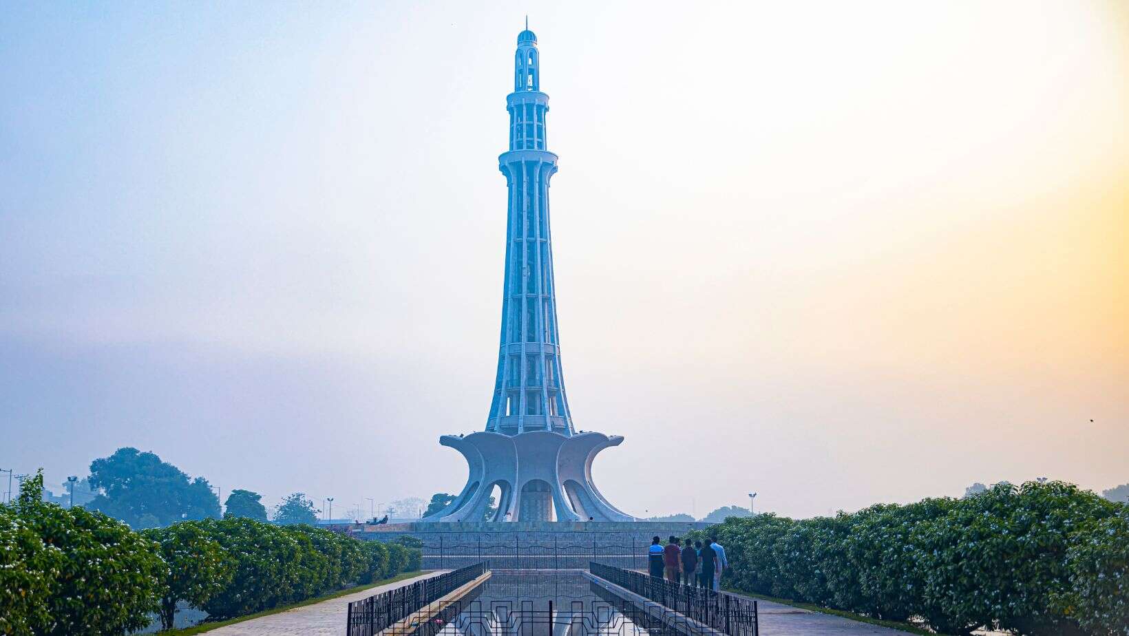 airline office in lahore
